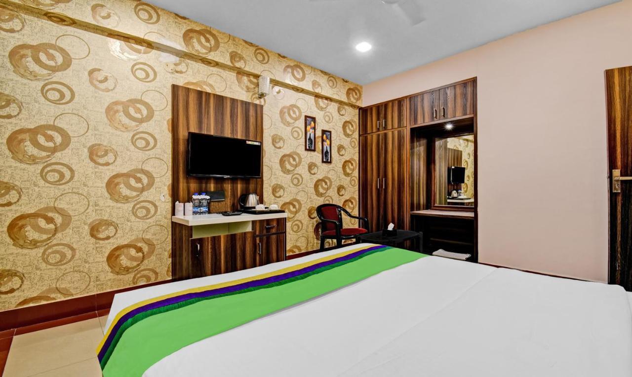 Treebo The Pearl Bliss Hotel Patna  Exterior photo